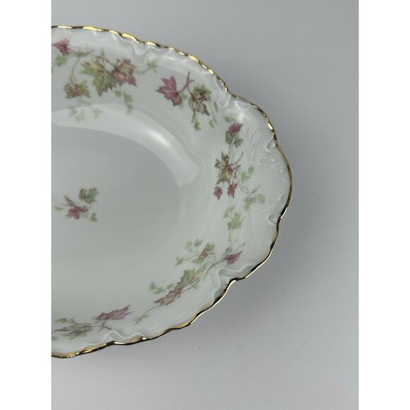 VTG Hutschenreuther Selb Bavaria Germany Maple Leaf Round Veg. 10” Oval Bowl - Picture 5 of 7